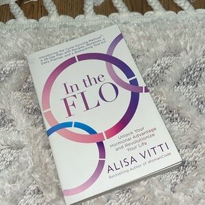 In the Flo by Alisa Vitti